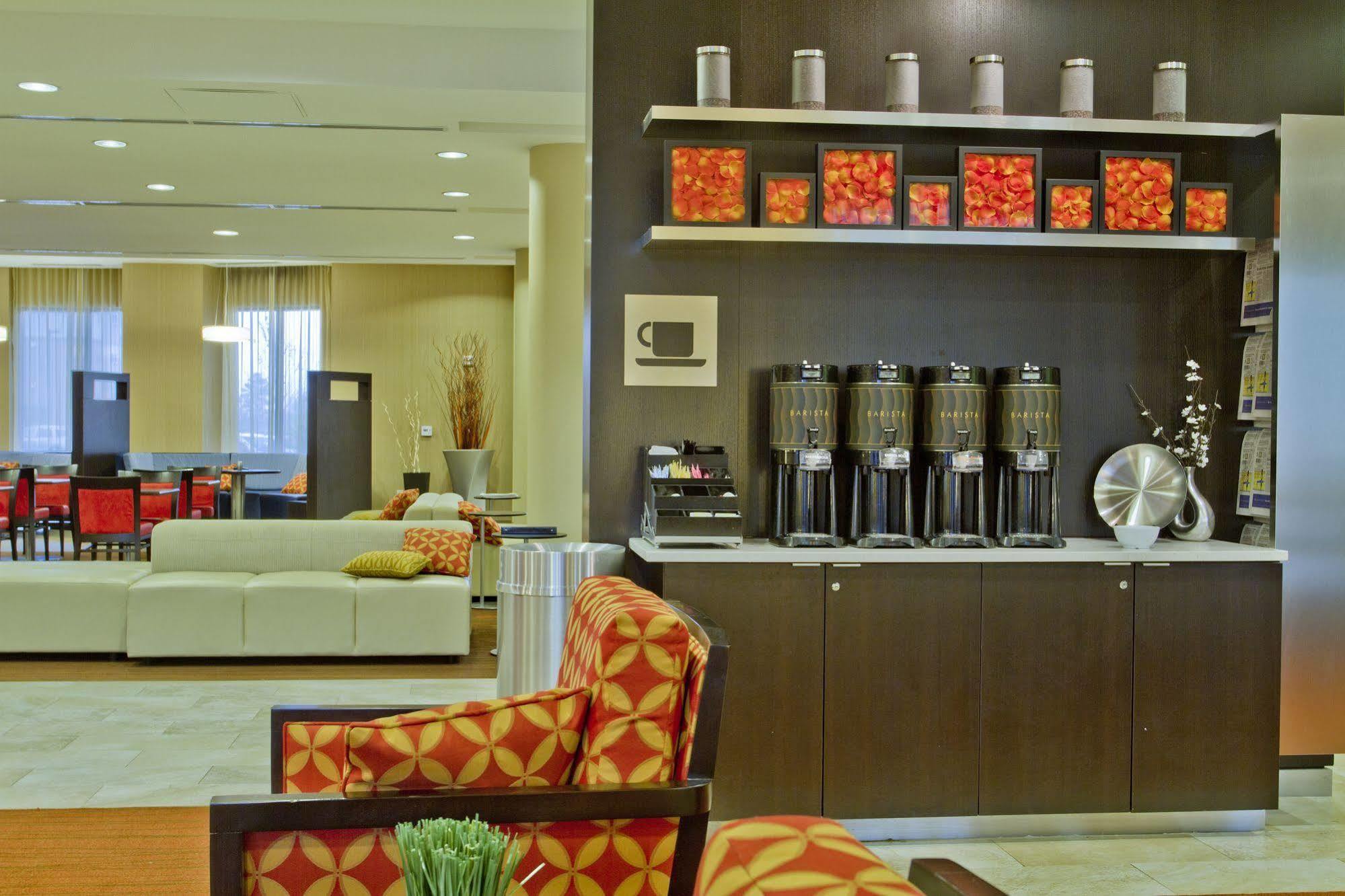 Courtyard Charlotte Concord Hotel Exterior foto